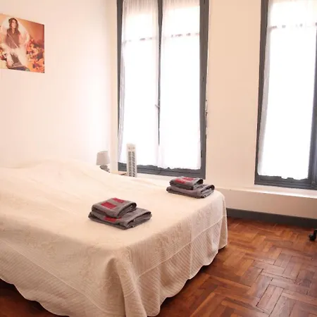 Apartment Appt 3 Chambes Au Coeur De Nice-5 Mns Plages *
