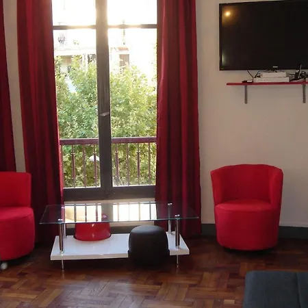 Apartment Appt 3 Chambes Au Coeur De Nice-5 Mns Plages *