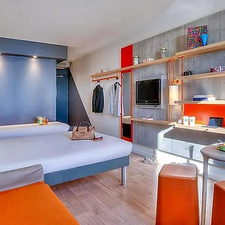 Ibis Budget Californie Lenval 2* Nice
