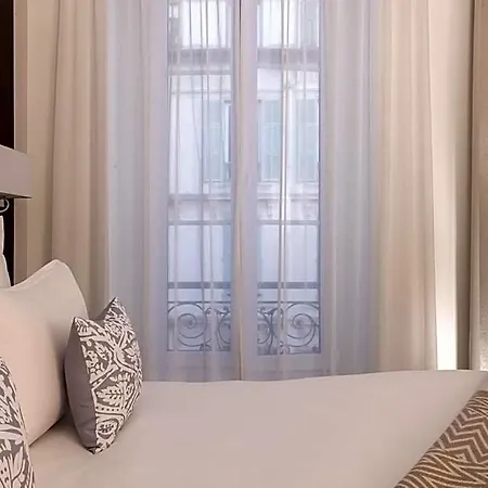 Hotel 66 4*