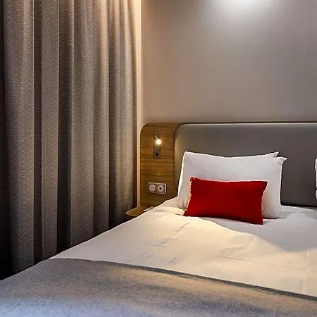 Express - - Grand Arenas By Ihg Hotel Nice