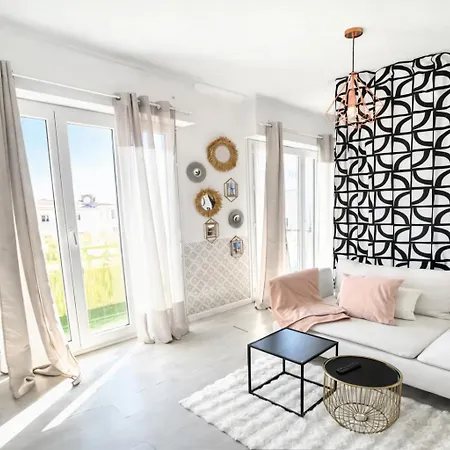 - Appartement-du-centre-ville Apartment *