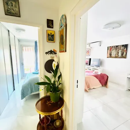 Apartment Sweet *