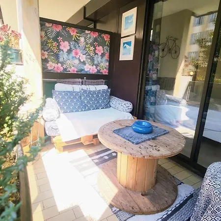 Wehost Barety - Blooming Balcony Retreat - 3-4prs Nice