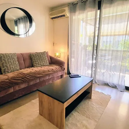 Apartment Wehost Barety - Blooming Balcony Retreat - 3-4prs *