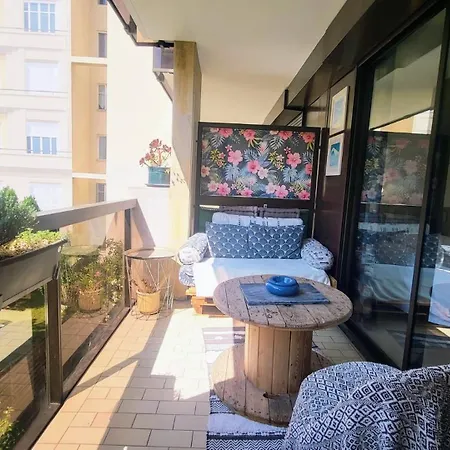 Wehost Barety - Blooming Balcony Retreat - 3-4prs * Nice
