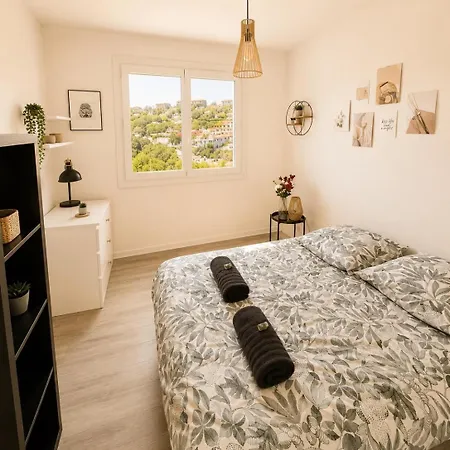 Charming, Quiet Two-bedroom Apartment, Parking, And Beautiful View