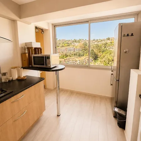Charming, Quiet Two-bedroom Apartment, Parking, And Beautiful View Apartment