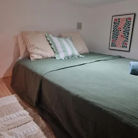 Maison Climatisee Proche De Toutes Les Commodites Holiday home *