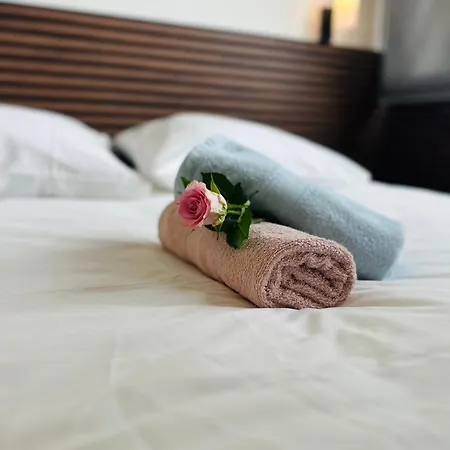 Bed & Breakfast D'hotes Romantique Avec Jacuzzi Prive, Parking, Apercu Nice
