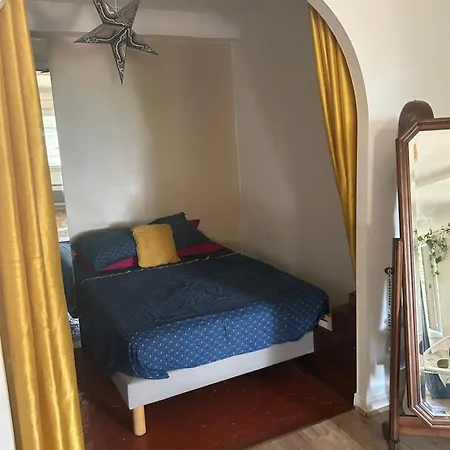 Homestay Bord De *