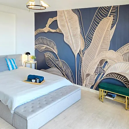 Homestay Private Sea View On Floor 16 In Shared - Ac - Walk To Airport Nice