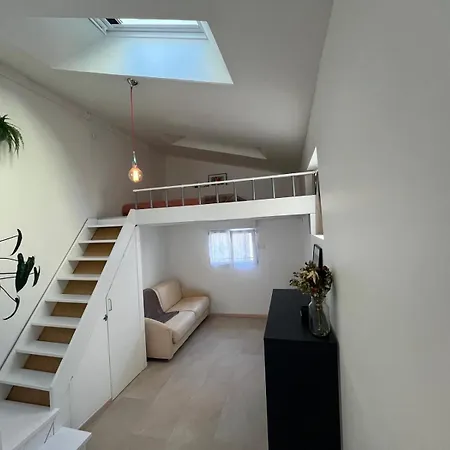 Holiday home Cyrille Besset Maisonnette Climatisee Proche De Toutes Commodites Nice