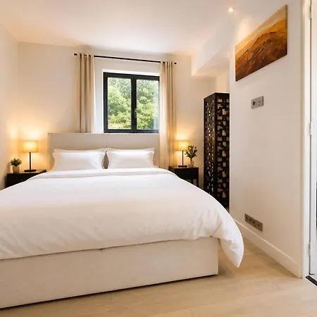Beautiful With Sea & Mountain View And Pool Holiday home