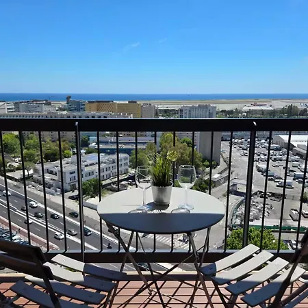 Homestay Private Sea View On Floor 16 In Shared - Ac - Walk To Airport