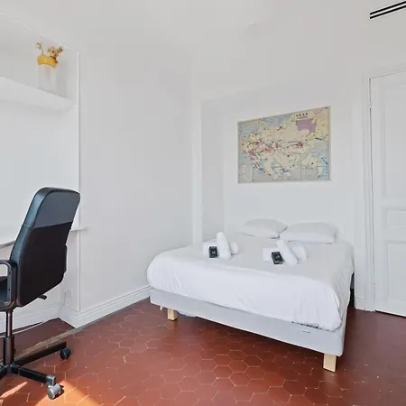 Belle Epoque With Pool - Welkeys Holiday home Nice