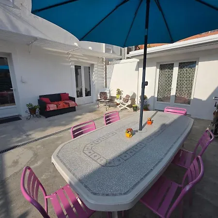 Maison A Et Sa Terrasse Exposee Sud Villa