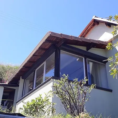 Holiday home Maison Et Jardin Sur Les Hauteurs De