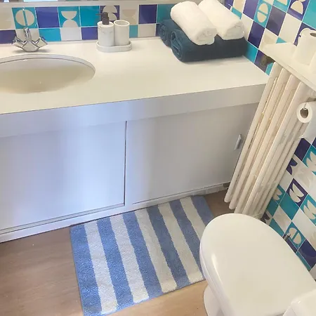 Holiday home Meuble Grande Terrasse Piscine Parking Gratuit Nice