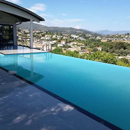 Beautiful With Sea & Mountain View And Pool * Nice