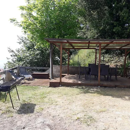 Maison Et Jardin Sur Les Hauteurs De Holiday home