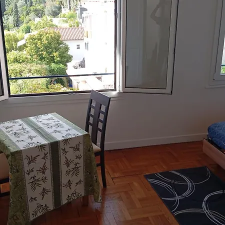 Guest house Fantastic View ! Private Bedroom In A Family Apartment, Private Bathroom, Shared Kitchen And Living Spaces 3*