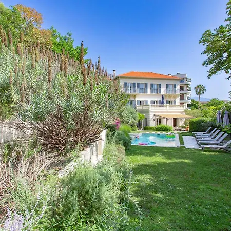 S2 Staywizus - House For 12p Swiming Pool Ac Bbq 10 Mins From Sea Holiday home *