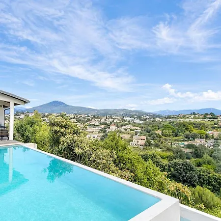 Beautiful With Sea & Mountain View And Pool Holiday home Nice