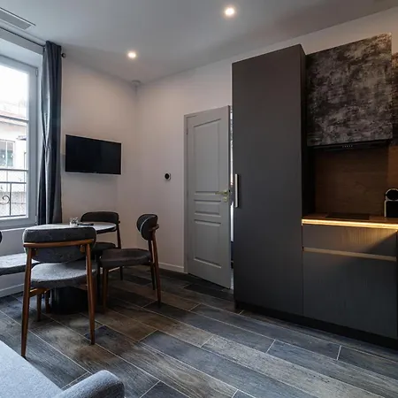 Aparthotel Maison Asteria 3*