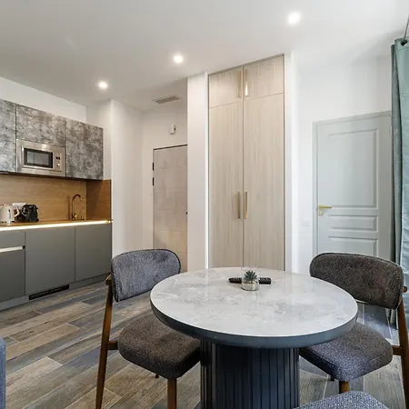 Aparthotel Maison Asteria 3*