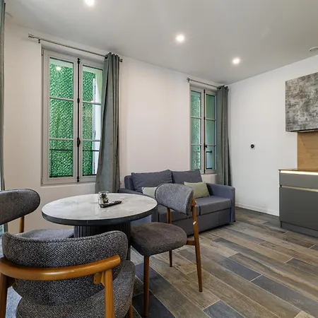 Maison Asteria Aparthotel 3*