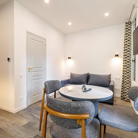 Aparthotel Maison Asteria 3*