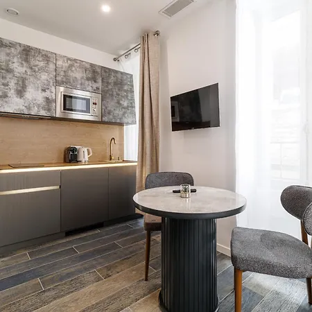 Aparthotel Maison Asteria