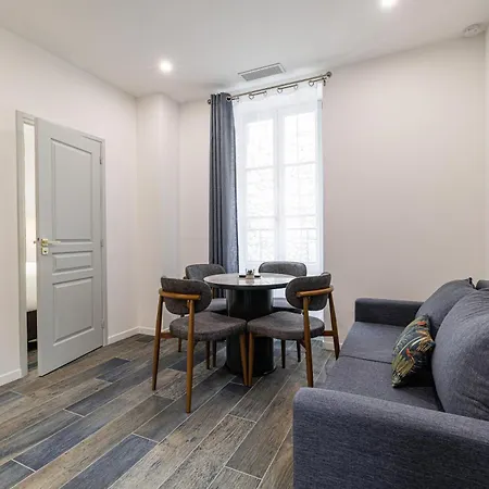 Maison Asteria Aparthotel 3*