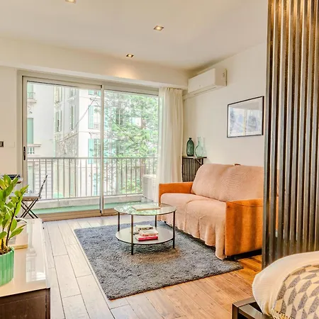 Le Clemenceau - Magnifique Ac Balcony Apartment *