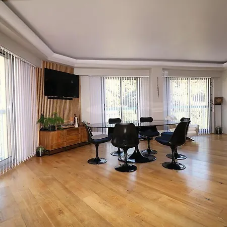 Apartment Magnifique A