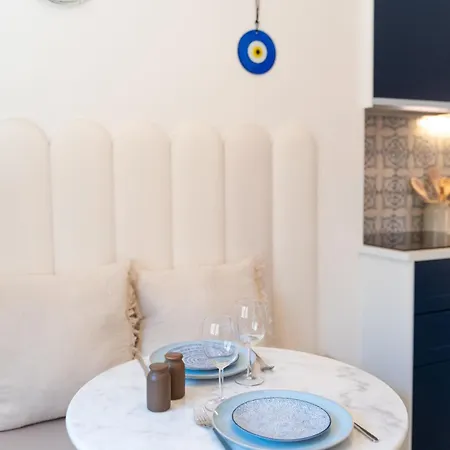 Apartment Mediterranean Getaway Old