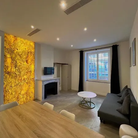 Joli Appartement Avec Jardin, 2 Chambres, Centre Ville De Nice