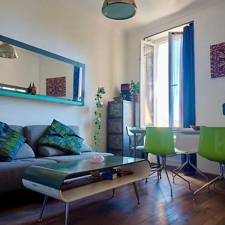 2p Renove Dans Bel Immeuble Nicois De Caractere * Nice