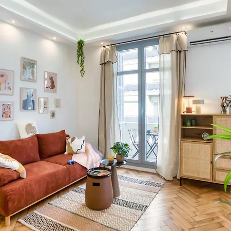 L23 Staywizus - 1 Bdr Shakespeare 2 Balconies - Clim & Wifi *