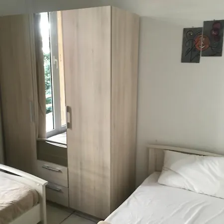 Apartment 50 M De La Et 60 M Carre Au Centre *