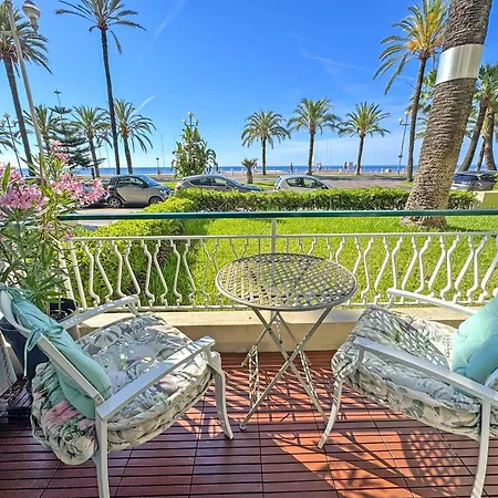 Rare Seafront Garden On Promenade Apartment Nice