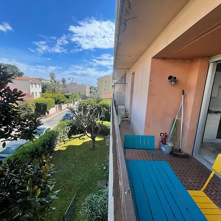 3 Pieces, Proche De La Plage, Climatise, Tramway A Proximite Apartment Nice