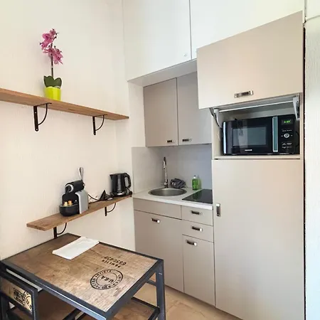 Charming In The Heart Of Apartment