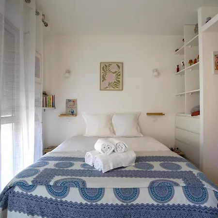 Apartment Charming With Balcony In The Heart Of The Liberation District Nice