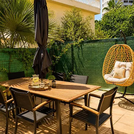 T4 Moderne Climatise - Parking Prive- Terrasse - - *
