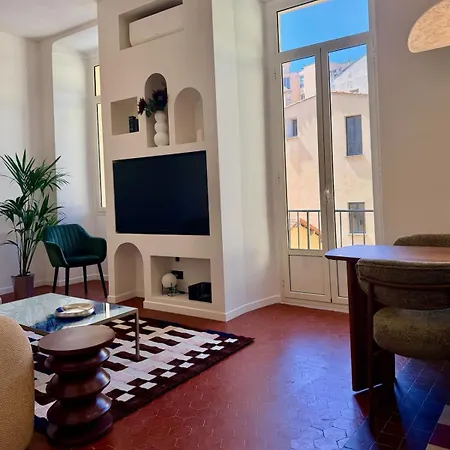Apartment La Girelle - Bright And With A Balcony - Port Of *