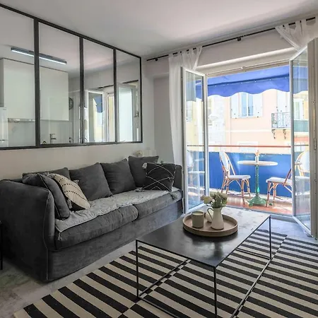 Stylish 2br With Garage And Ac Port Of Apartment Nice