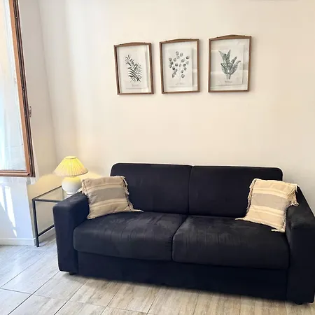B Ot Espace Barillerie 12 - Old Town Promenade Des Apartment