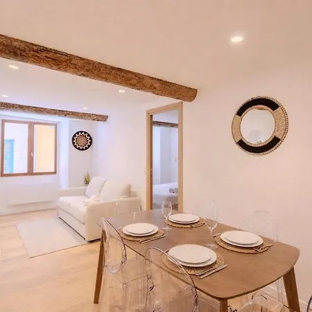La Draperia - Patio & 2 Bedrooms - Vieux Apartment *